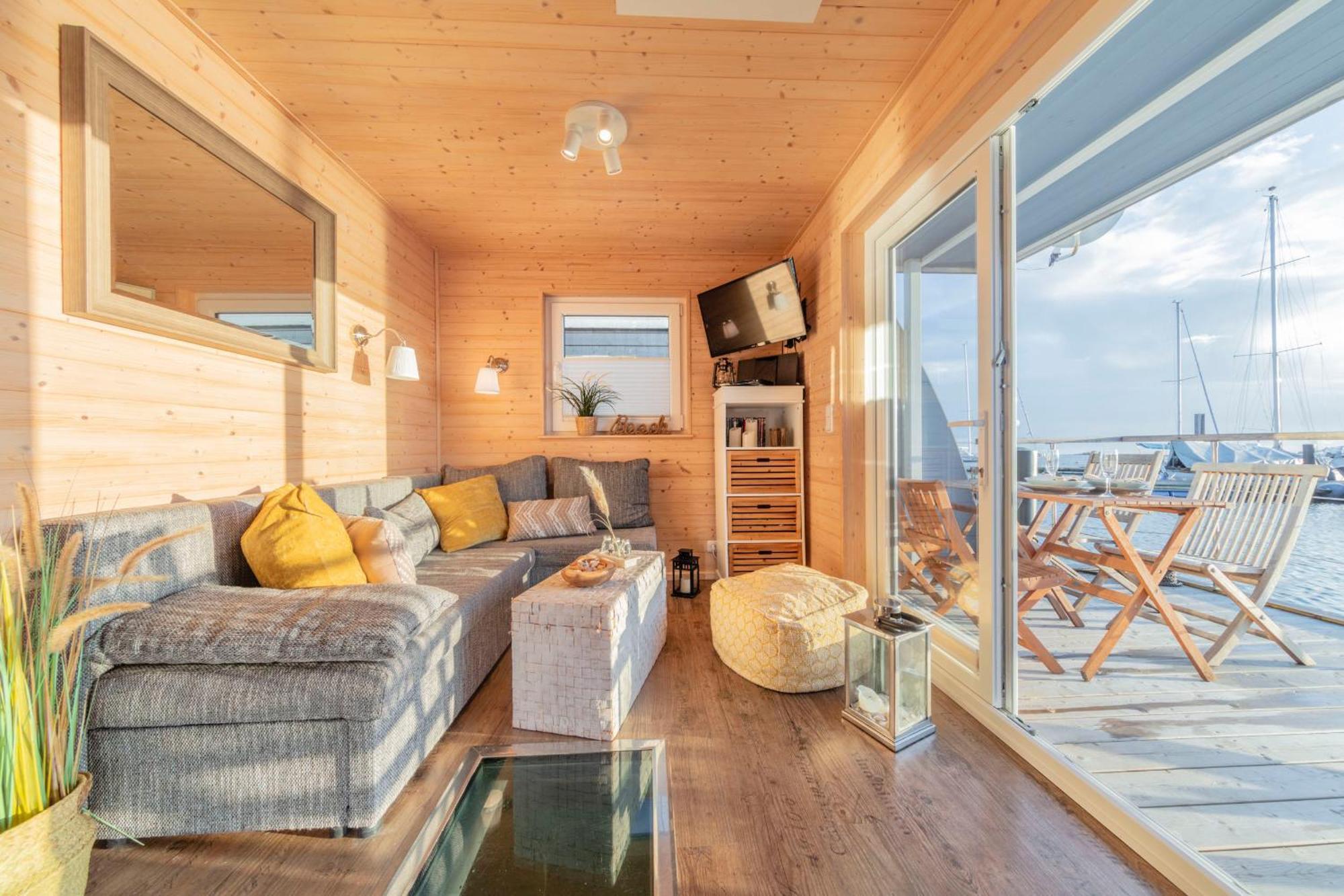 Holiday home Hausboot The Goose Fehmarn